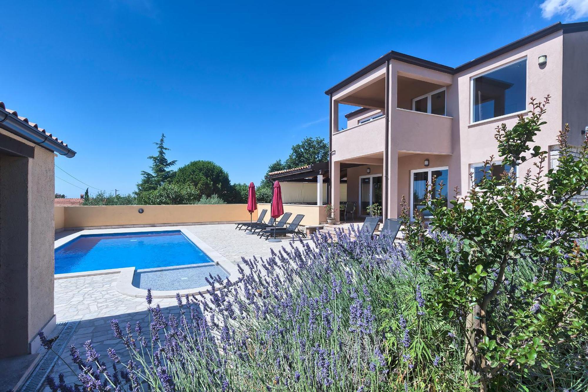 Villa Pascal Krnica Eksteriør billede