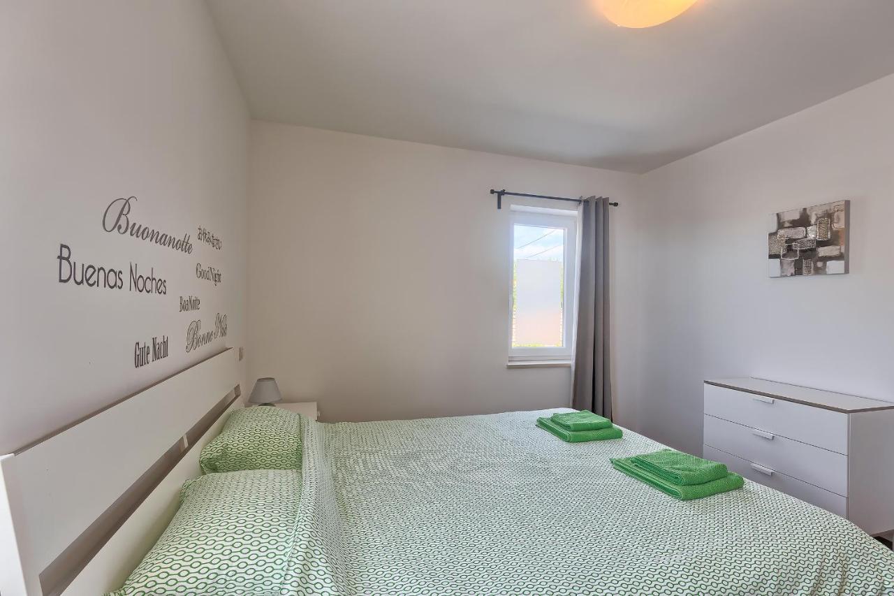 Villa Pascal Krnica Eksteriør billede