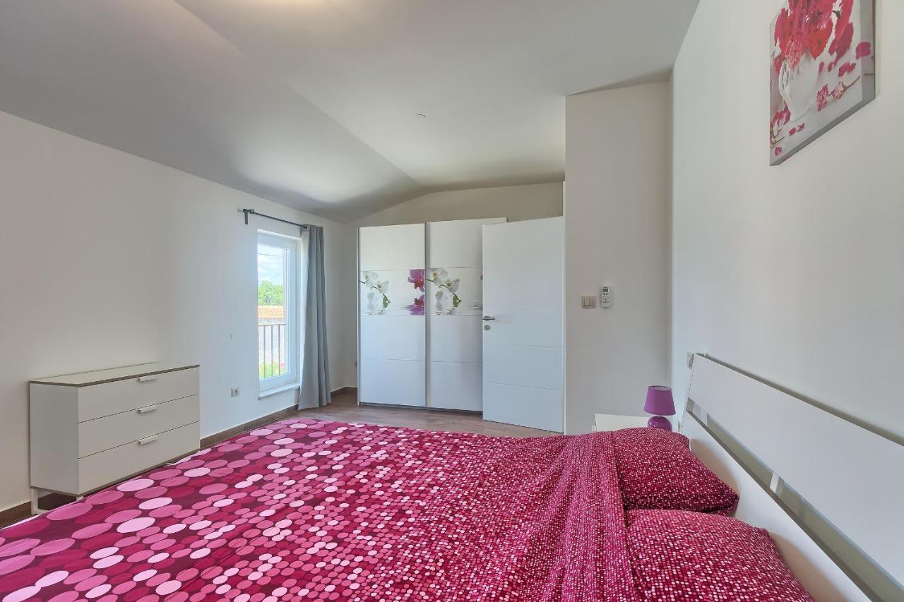 Villa Pascal Krnica Eksteriør billede