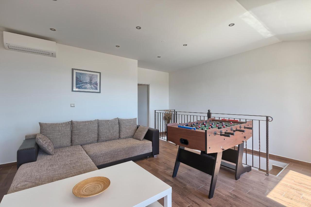 Villa Pascal Krnica Eksteriør billede